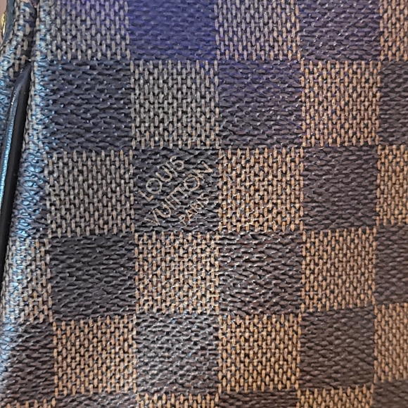 100% Authentic 2015 LV Eva Pochette Damier Ebene Canvas - Picture 10 of 16